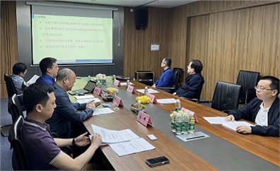湖南省政協(xié)副主席、工商聯(lián)主席張健一行蒞臨進(jìn)芯電子指導(dǎo)工作